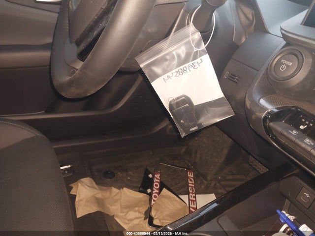 Toyota PRIUS XLE 2026 JTDACAAU2T3066944 Image 18