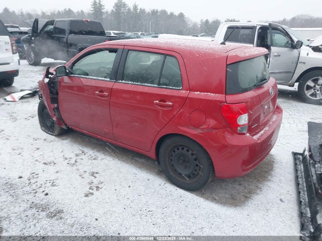 JTKKUPB46E1043256 Scion XD
