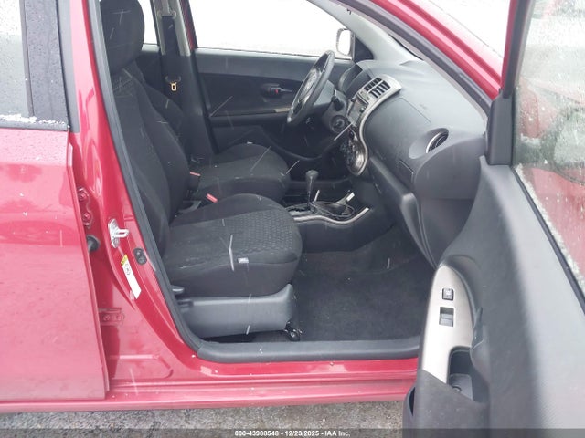 JTKKUPB46E1043256 Scion XD