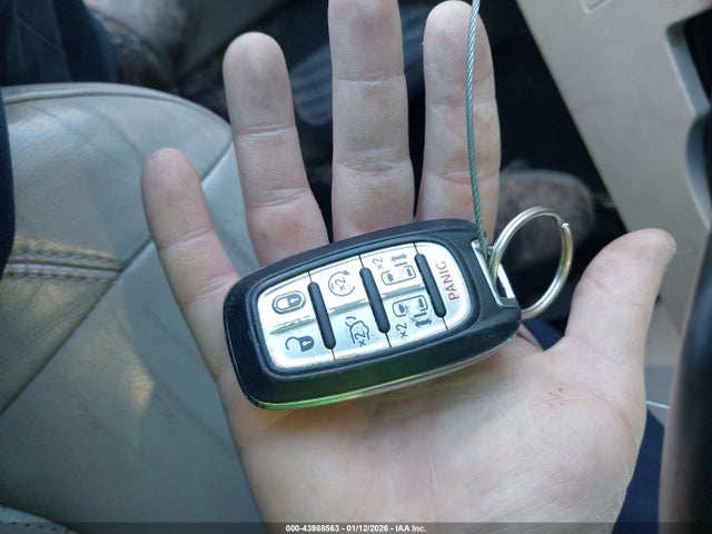 2018 CHRYSLER PACIFICA 2C4RC1BGXJR130650 Photo 10