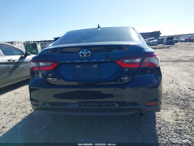 Aukcja sprzedaży 2021 Toyota Camry Le, vin: 4T1C11AK8MU581869, numer aukcji: 43988565