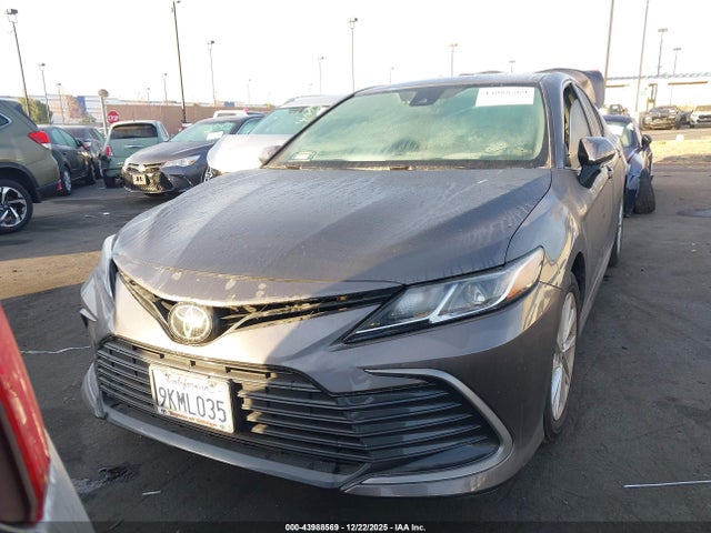 4T1R11AK0RU880239 Toyota CAMRY LE