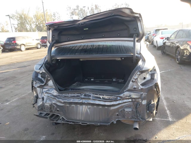 4T1R11AK0RU880239 Toyota CAMRY LE