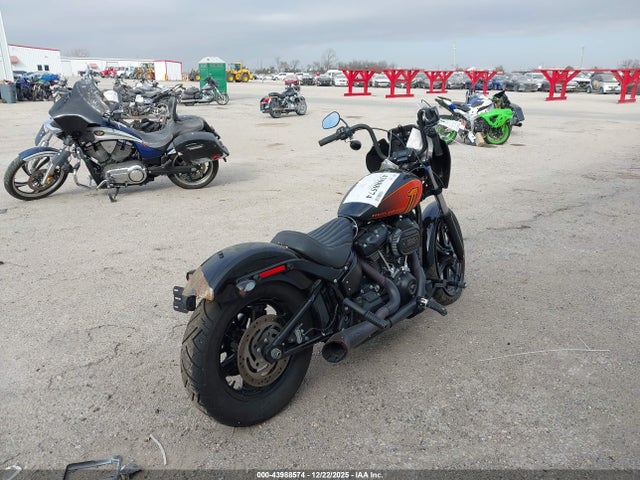 2022 HARLEY-DAVIDSON FXBBS 1HD1YYK16NB067830 Photo 3