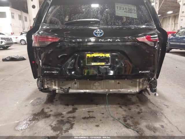 Toyota Sienna Platinum 2025 5TDESKFC9SS214563 Image 19
