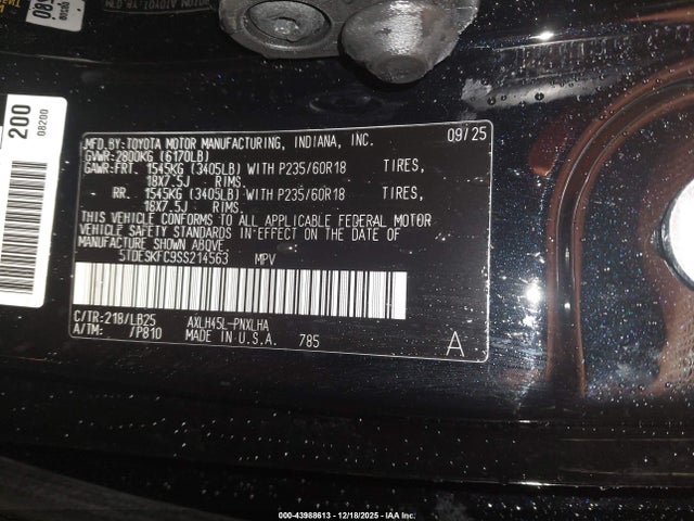 Toyota Sienna Platinum 2025 5TDESKFC9SS214563 Image 9