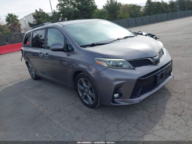 2019 TOYOTA SIENNA 5TDXZ3DC7KS002113