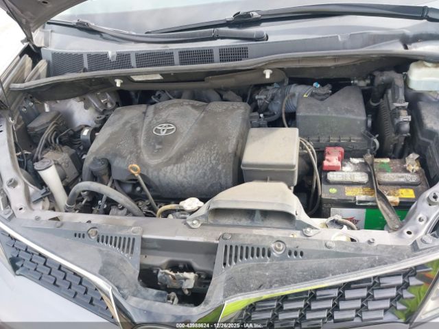 2019 TOYOTA SIENNA 5TDXZ3DC7KS002113 Photo 9
