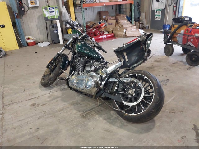 2024 HARLEY-DAVIDSON FXBR 1HD1YEZ17RB028836 Photo 2