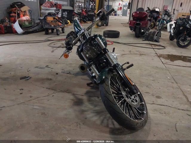 2024 HARLEY-DAVIDSON FXBR 1HD1YEZ17RB028836 Photo 4