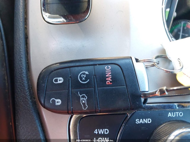1C4RJFCG1FC211229 Jeep Grand Cherokee Overland