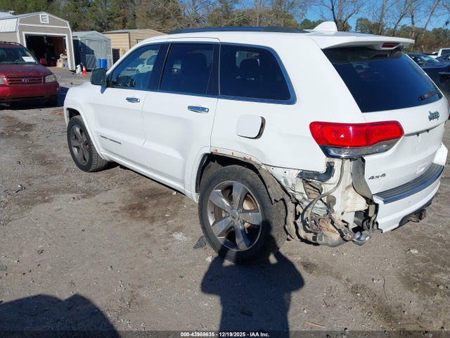 1C4RJFCG1FC211229 Jeep Grand Cherokee Overland
