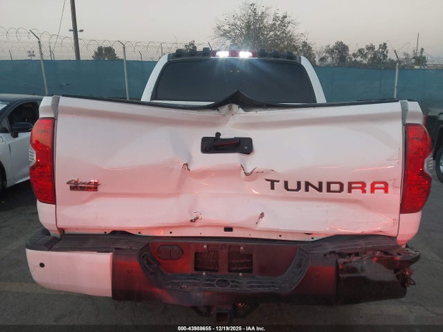 5TFAW5F12GX530018 Toyota Tundra Platinum 5.7l V8
