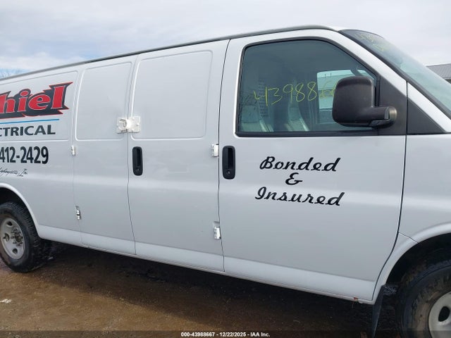 Aukcja sprzedaży 2017 Chevrolet Express 2500 Work Van, vin: 1GCWGBFF7H1255182, numer aukcji: 43988667