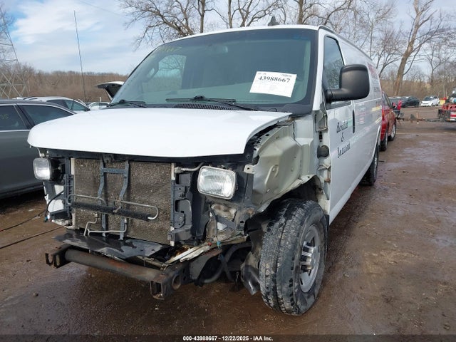 Aukcja sprzedaży 2017 Chevrolet Express 2500 Work Van, vin: 1GCWGBFF7H1255182, numer aukcji: 43988667