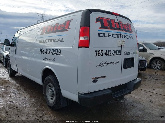 Aukcja sprzedaży 2017 Chevrolet Express 2500 Work Van, vin: 1GCWGBFF7H1255182, numer aukcji: 43988667
