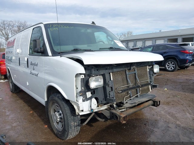 Aukcja sprzedaży 2017 Chevrolet Express 2500 Work Van, vin: 1GCWGBFF7H1255182, numer aukcji: 43988667