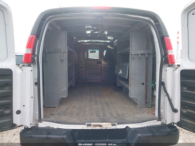 Aukcja sprzedaży 2017 Chevrolet Express 2500 Work Van, vin: 1GCWGBFF7H1255182, numer aukcji: 43988667