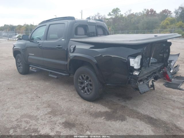 2021 TOYOTA TACOMA 5TFAZ5CN1MX102578 Photo 2