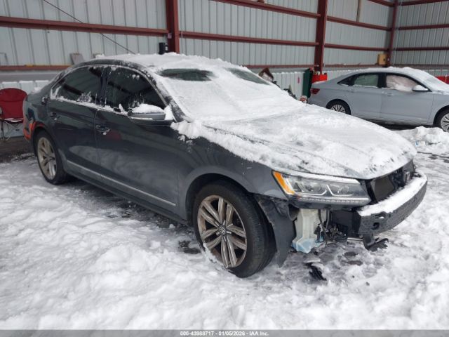 2017 VOLKSWAGEN PASSAT 1VWGT7A31HC034219