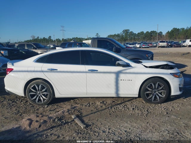 1G1ZG5ST3NF156537 Chevrolet Malibu Fwd Rs