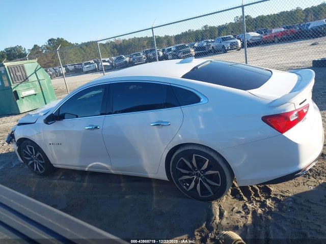 1G1ZG5ST3NF156537 Chevrolet Malibu Fwd Rs