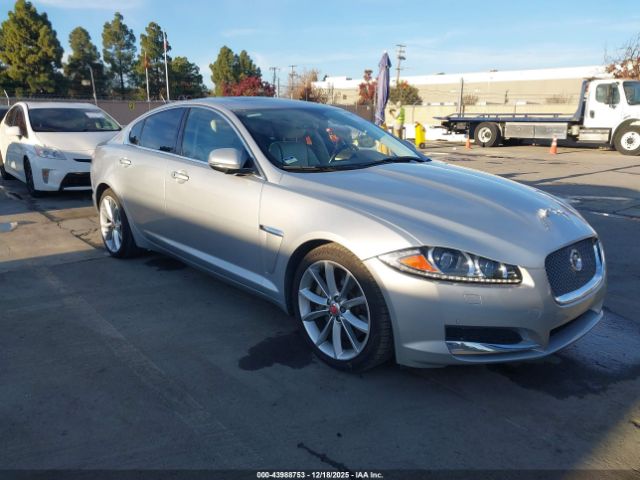 2015 JAGUAR XF SAJWA0F73F8U58798