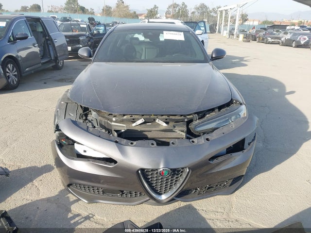 ZARFAMBN4N7662160 Alfa Romeo Giulia Ti Rwd