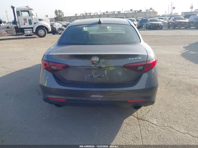ZARFAMBN4N7662160 Alfa Romeo Giulia Ti Rwd