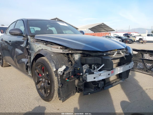 2022 ALFA ROMEO GIULIA ZARFAMBN4N7662160 Photo 5