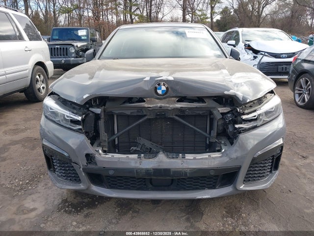43988852 :رقم المزاد ، WBA7U2C07LGJ59780 vin ، 2020 Bmw 750i Xdrive مزاد بيع