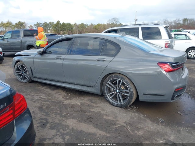 43988852 :رقم المزاد ، WBA7U2C07LGJ59780 vin ، 2020 Bmw 750i Xdrive مزاد بيع