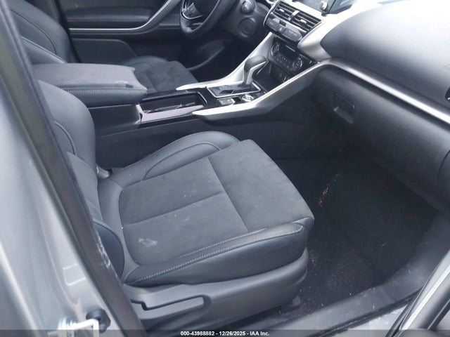 2025 MITSUBISHI ECLIPSE CROSS JA4ATWAA3SZ004266 Photo 4