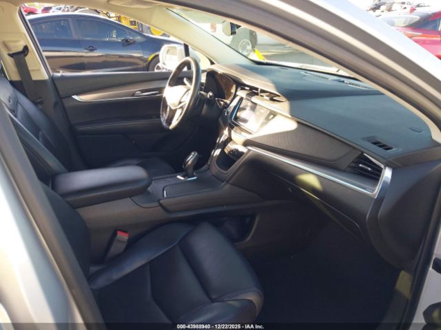 2019 CADILLAC XT5 1GYKNCRS7KZ174964 Photo 4