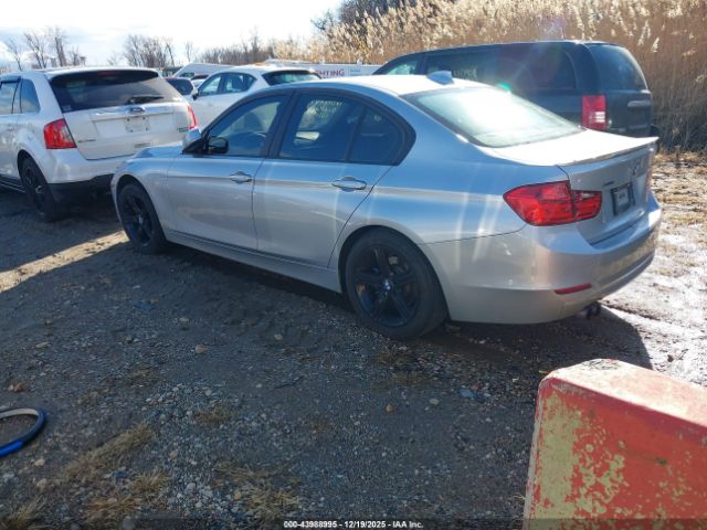 2013 BMW 328I WBA3B3C50DJ976437 Photo 2