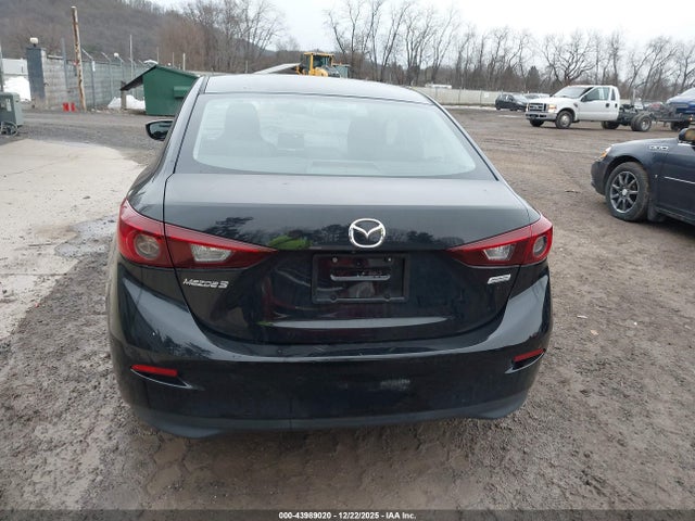 Продажа на аукционе авто 2017 Mazda Mazda3 Sport, vin: 3MZBN1U72HM108293, номер лота: 43989020