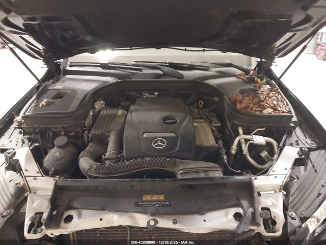 WDC0G4KB9GF052102 Mercedes-Benz Glc 300 4matic