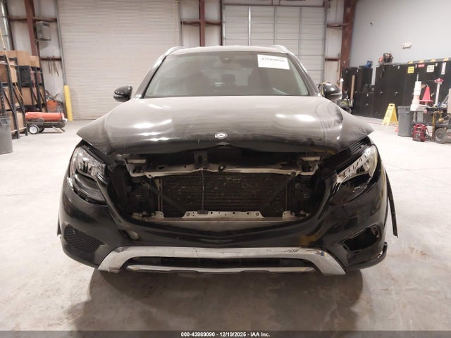 WDC0G4KB9GF052102 Mercedes-Benz Glc 300 4matic