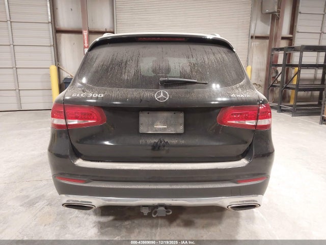 WDC0G4KB9GF052102 Mercedes-Benz Glc 300 4matic