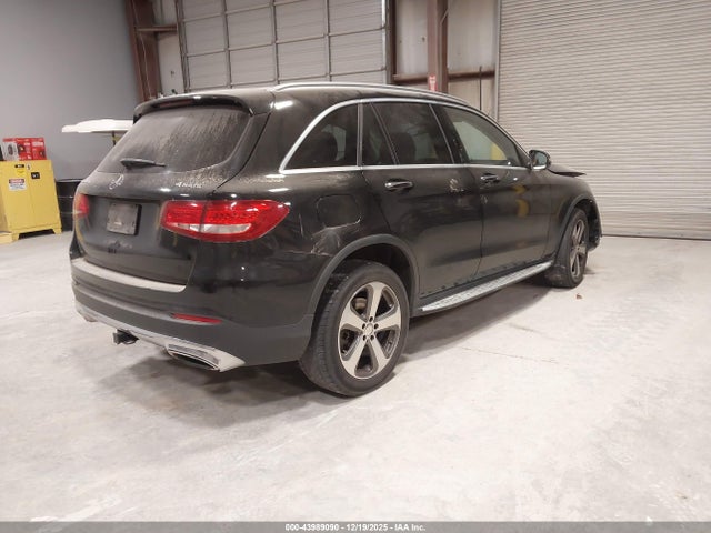 WDC0G4KB9GF052102 Mercedes-Benz Glc 300 4matic