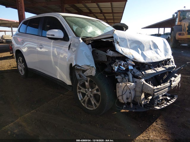 2014 MITSUBISHI OUTLANDER JA4AD3A3XEZ010471 Photo 0