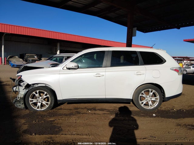 Mitsubishi Outlander Se 2014 JA4AD3A3XEZ010471 Image 14