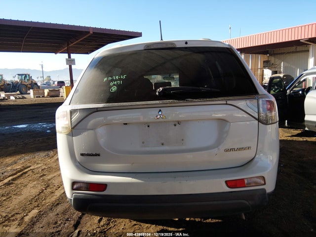 Mitsubishi Outlander Se 2014 JA4AD3A3XEZ010471 Image 16