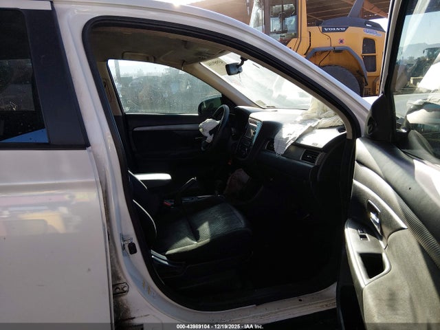 2014 MITSUBISHI OUTLANDER JA4AD3A3XEZ010471 Photo 4