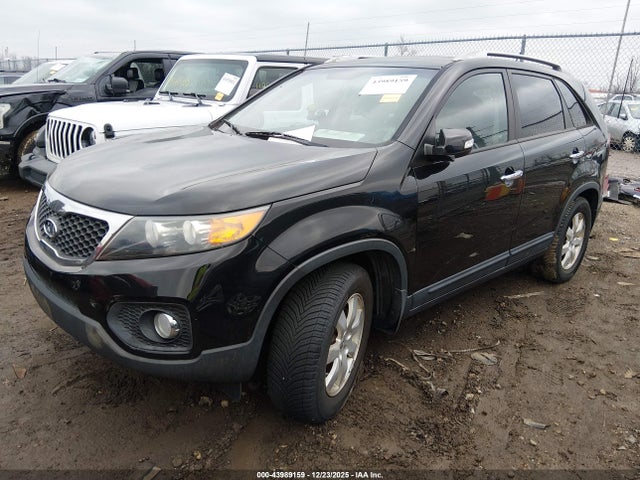 2013 KIA SORENTO 5XYKT4A62DG329745 Photo 1