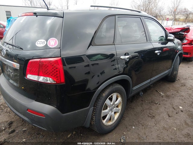 2013 KIA SORENTO 5XYKT4A62DG329745 Photo 3