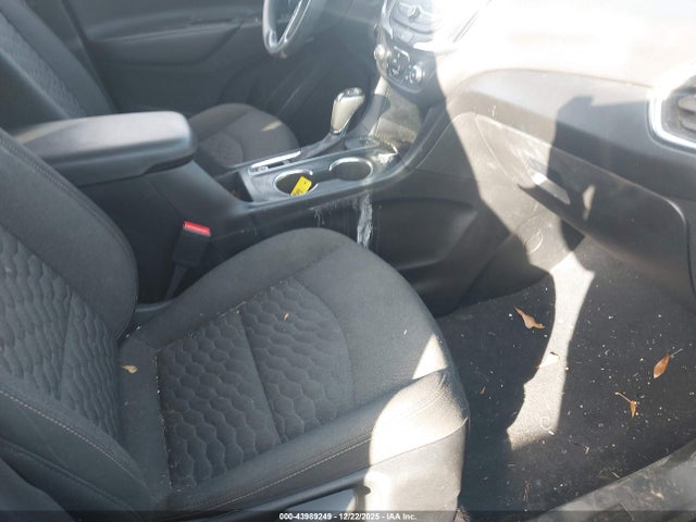 2021 Chevrolet Equinox Lt მანქანა იყიდება აუქციონზე, vin: 2GNAXUEV6M6111491, აუქციონის ნომერი: 43989249