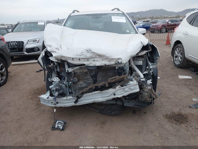 Subaru Forester Premium 2019 JF2SKAGC6KH483931 Image 13