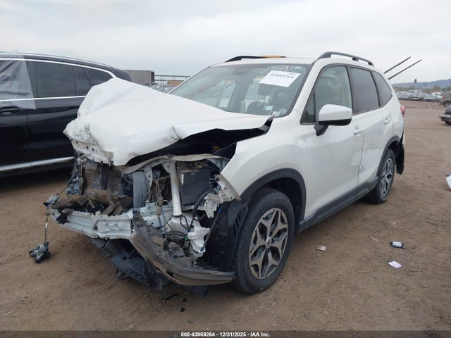 Subaru Forester Premium 2019 JF2SKAGC6KH483931 Image 2