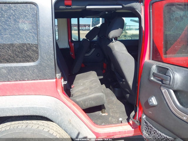 1C4BJWDG1HL732938 Jeep Wrangler Unlimited Sport 4x4